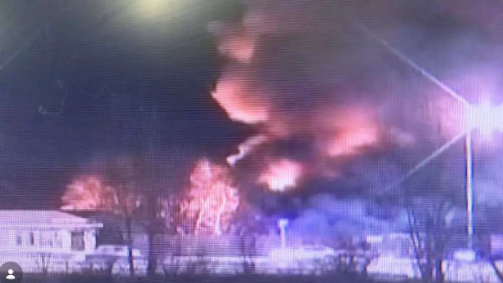 Банный комплекс загорелся в Семее