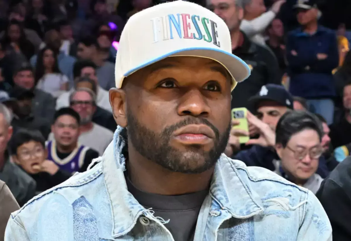 $105 тысяч за полет: на Флойда Мейвезера подали иск из-за аренды джета - новости на Lada.kz 14.04.2026