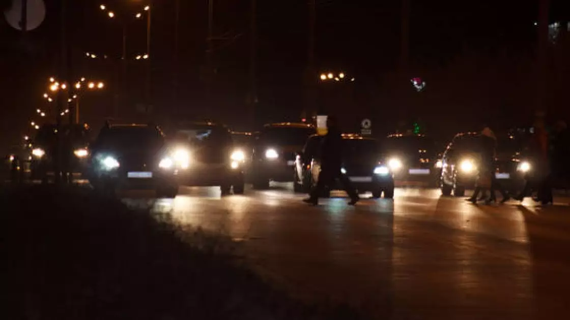 Шымкентте жол қозғалысы ережесін бұзған автокортеж тоқтатылды