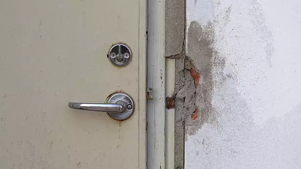 Квартиру с запертыми детьми вскрыли в Акмолинской области