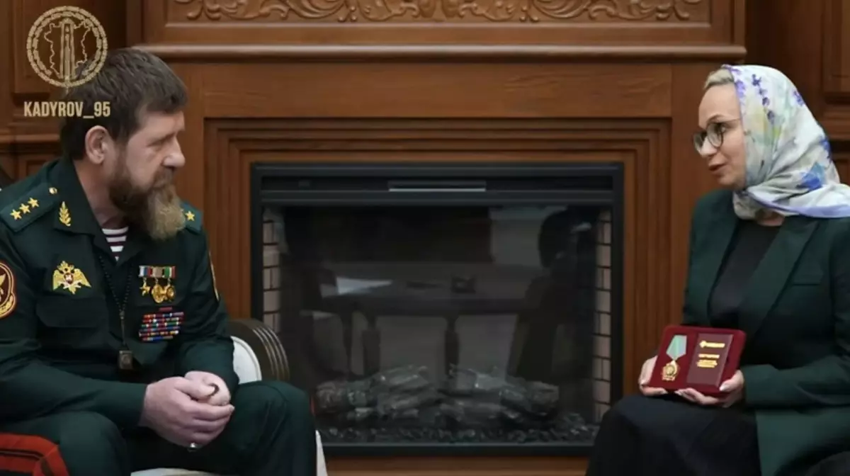 Кадырова наградили орденом за вклад в развитие цементной промышленности РФ