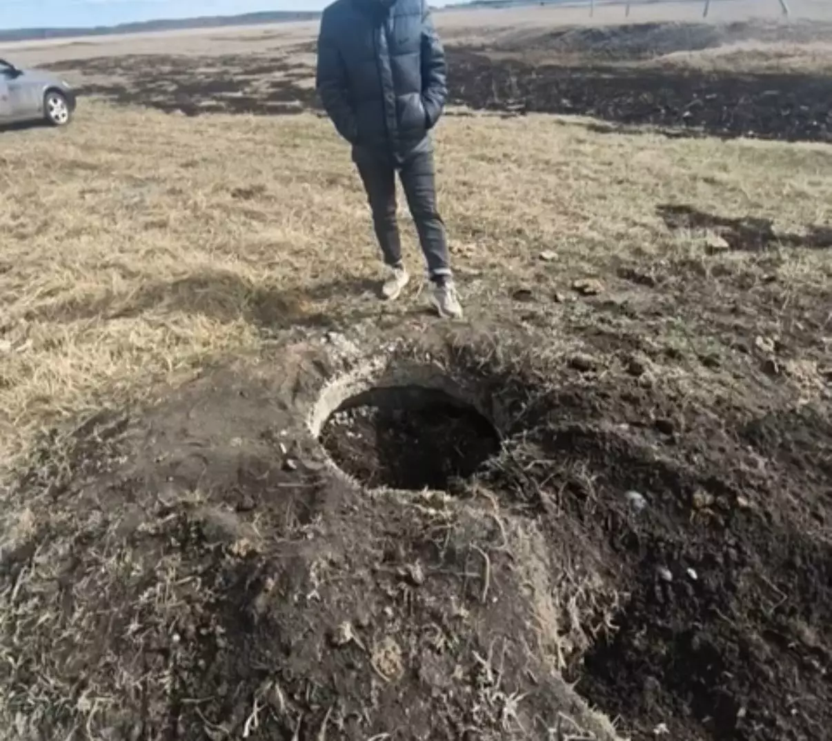 Жылқыны көміп құтылды ма? Щучинскіде құдықтағы өлексе жер астында қалды