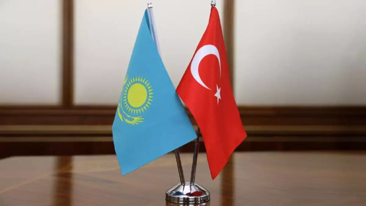 Орта дәліз күшейді: Қазақстан мен Түркия арасындағы жүк тасымалы 35%-ға өсті 