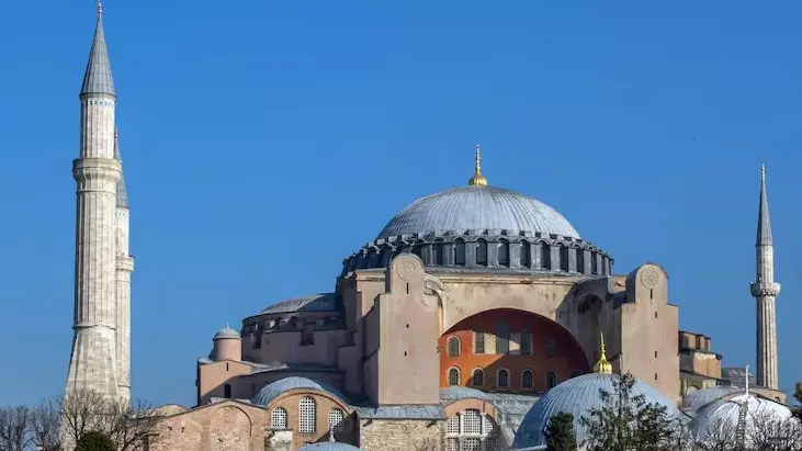 В Стамбуле задержали туристов за провокацию в Айя-Софии