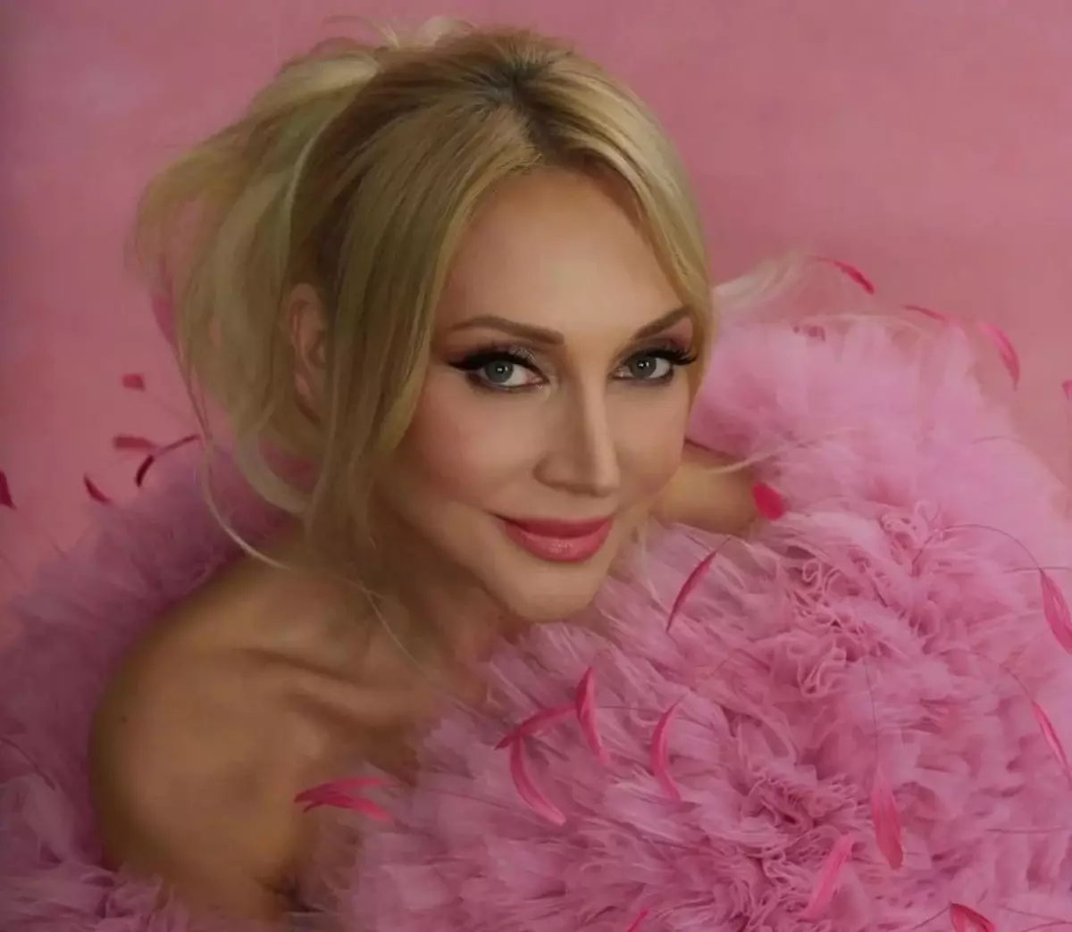 Дочь Пугачёвой заметили в Астане