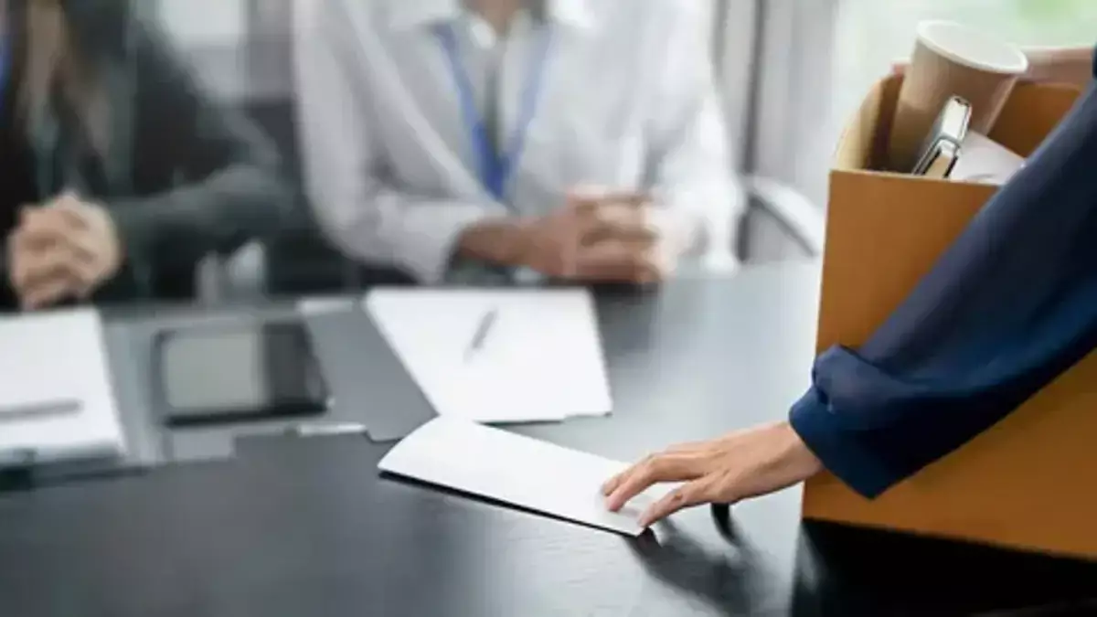 Понижение зарплаты или лишение должности: в Казахстане готовят жесткие меры для работников - новости на Lada.kz 15.04.2026