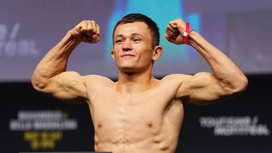 Бекзат Алмахан проведет следующий бой на турнире UFC в Баку
