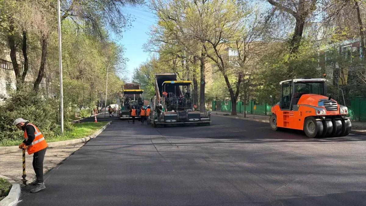 Алматыда 22 мың шаршы метрден астам жол төсемі жөнделеді