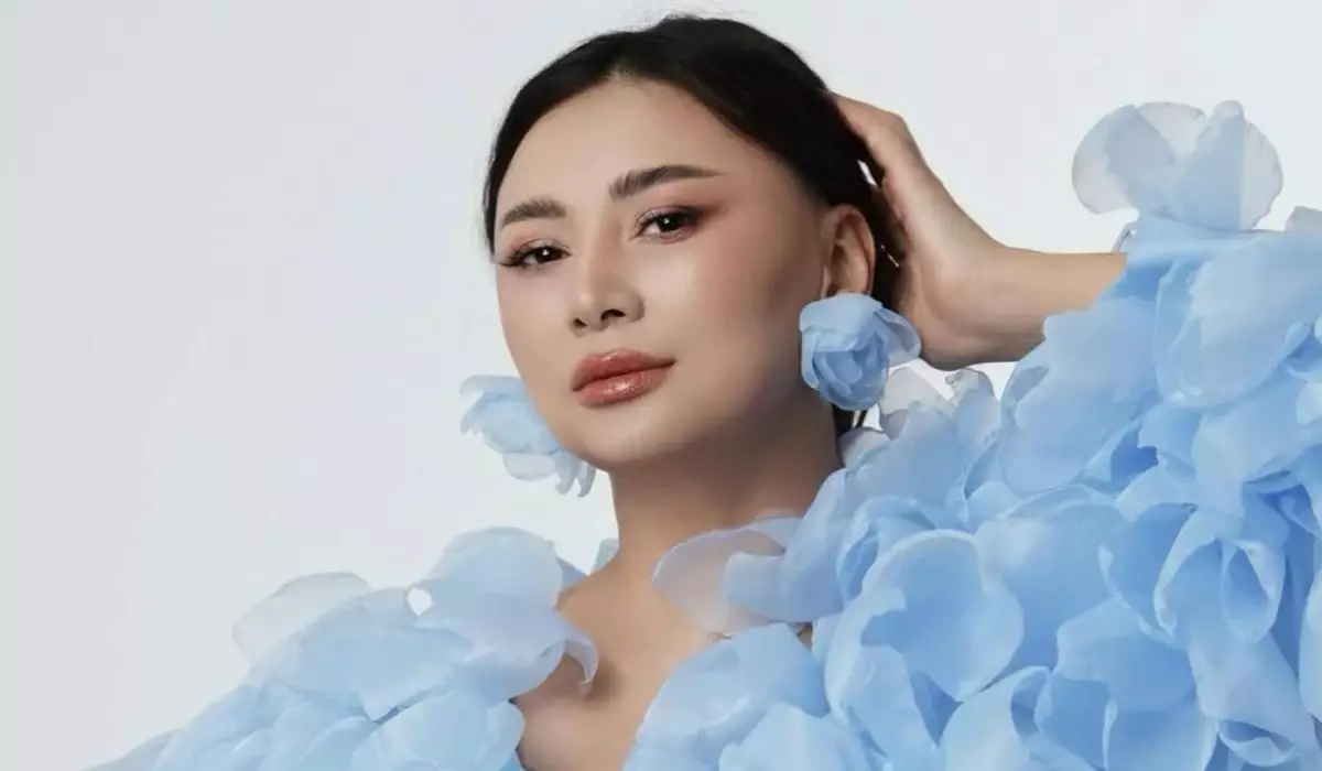 "Өртеп жіберемін": Мадина Сәдуақасова сахналық образдарын не істейтінін айтты