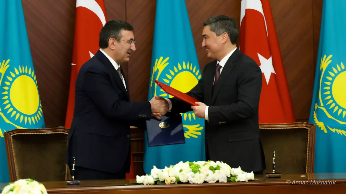 Түркия вице-президенті: Қазақстанмен сауда 15 млрд долларға жетуі мүмкін