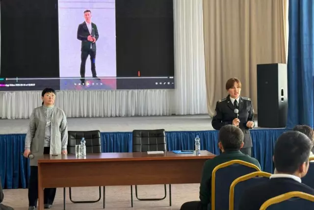 Астанинским школьникам рассказали о дипфейках и интернет-угрозах