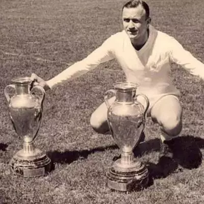 “Реал Мадрид” сообщил о смерти легенды клуба Хосе Эмилио Санта Марии