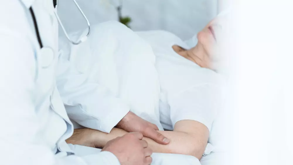 В Казахстане приняли важную норму для семей пациентов в коме