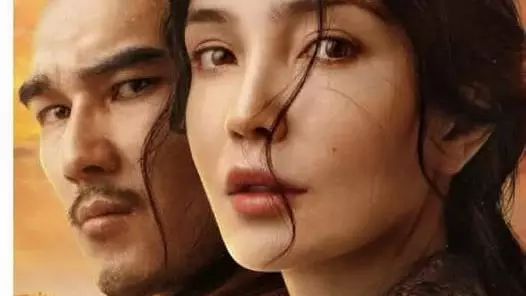 В прокат вышел фильм Куралай Анарбековой «Періште», где зрителям раздавали платочки