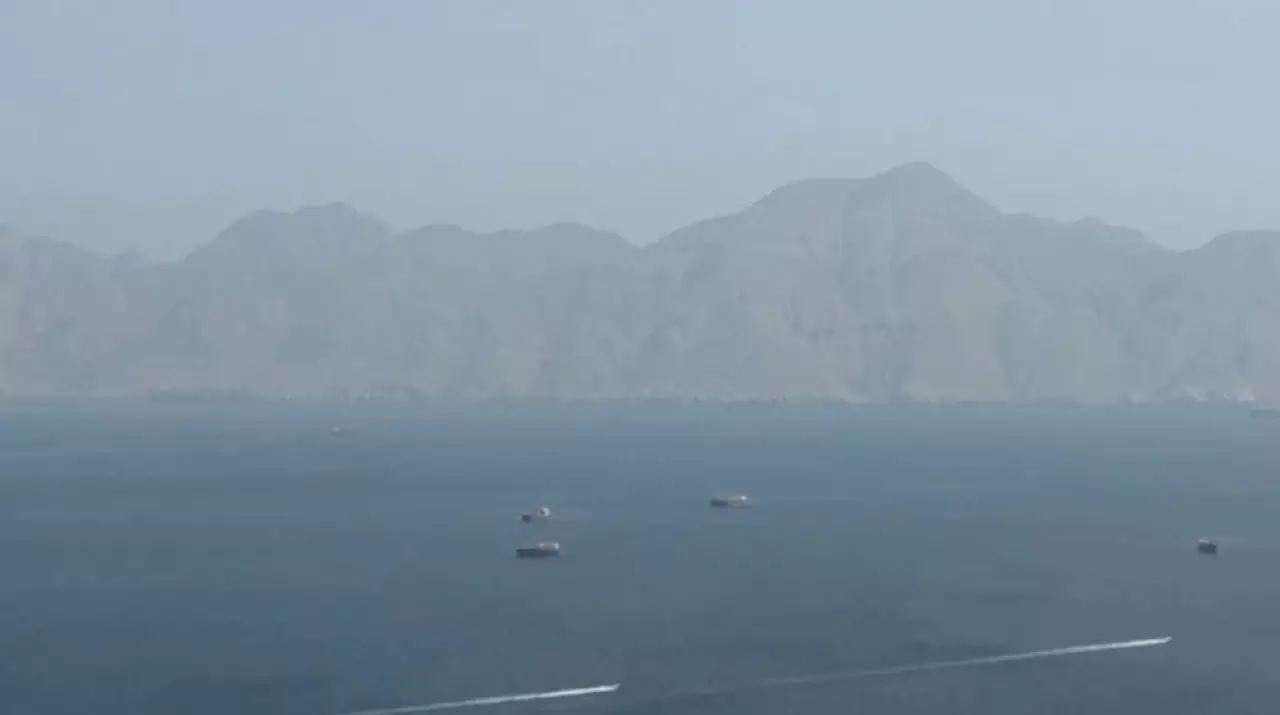 Ормуз бұғазымен 20 кеме өтті