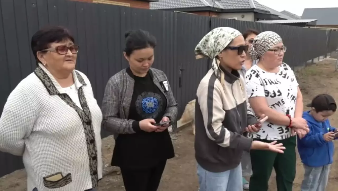 На отсутствие инфраструктуры жалуются жители микрорайона в Уральске