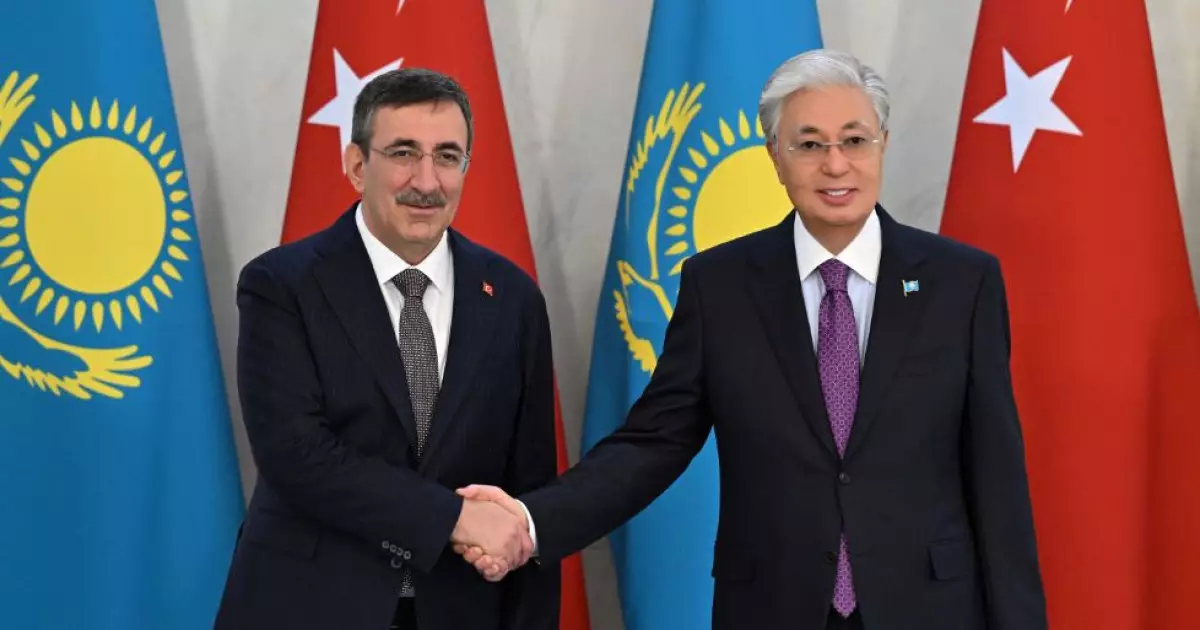   Бауырлас елдер байланысының биік белесі   