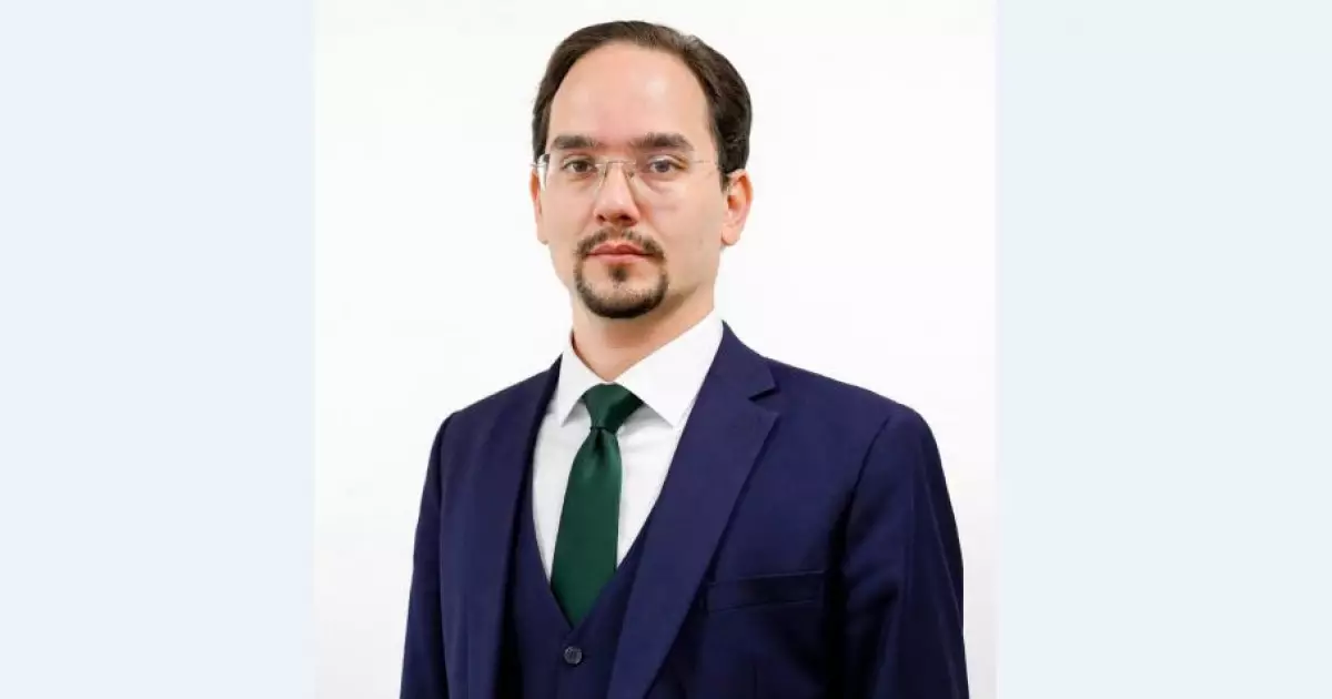   Ерлан Ахмеди, жазушы, саяси сарапшы:  «Ойлан, қазақ» – Алаш баласын ойлануға шақыратын туынды   