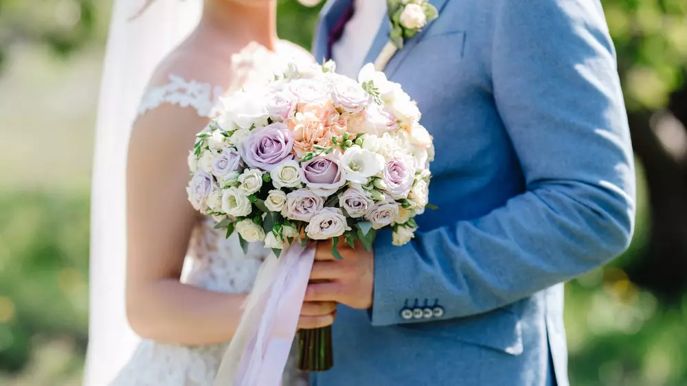 “Он из Алматы, она из Атырау“. Пост о подготовке к узату вызвал бурное обсуждение в сети​