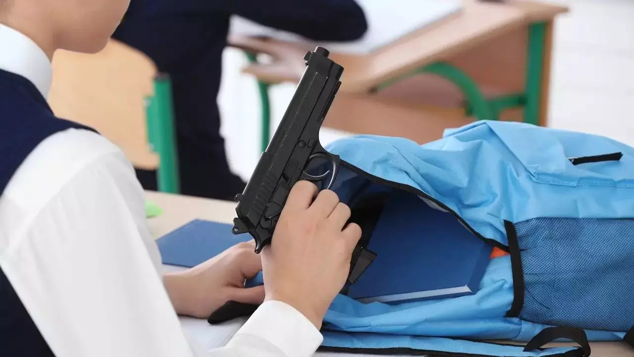 Түркиядағы жантүршігерлік жағдай: екі күнде екінші мектепте атыс болды