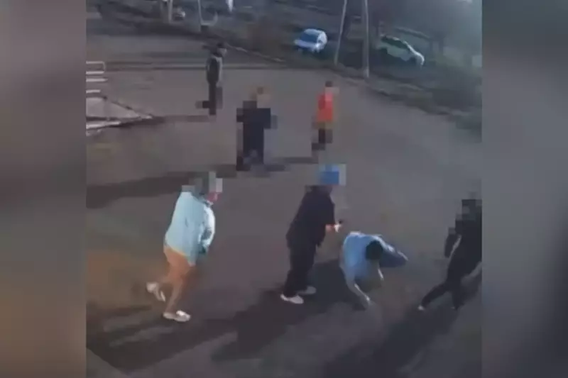 В Экибастузе пьяные мужчины напали на врача и медсестру в травмпункте