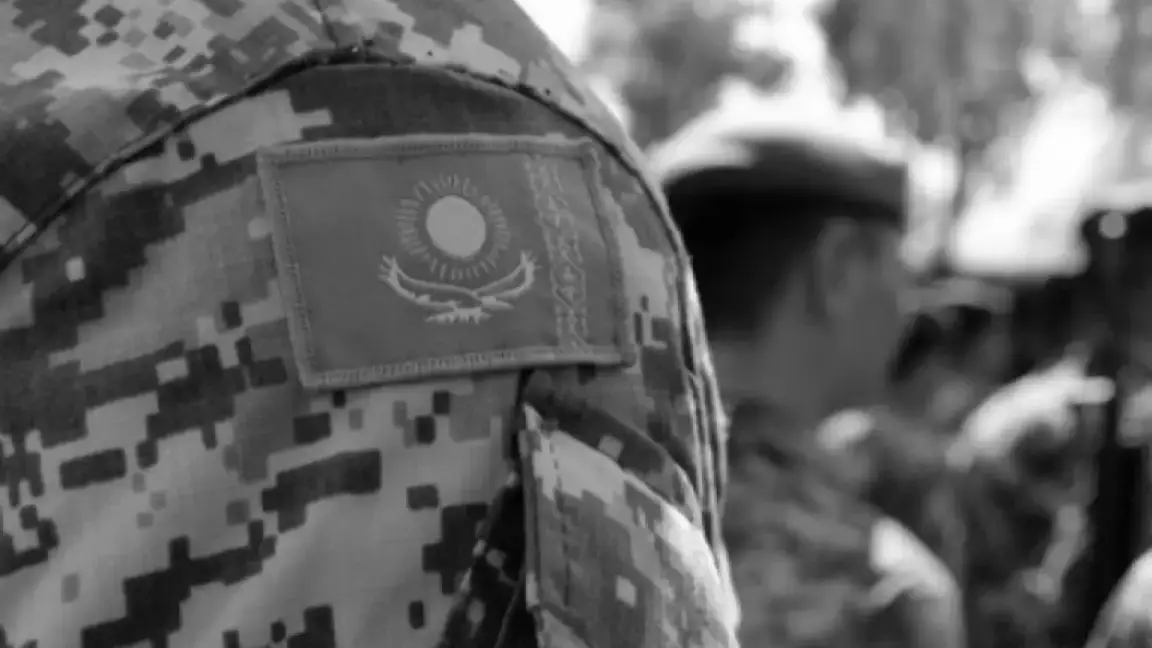 Павлодарда әскери бөлімде атыс болды