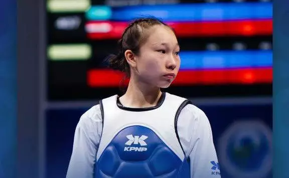 Айым Серикбаева принесла стране первое за 20 лет «золото» юниорского ЧМ по таеквондо