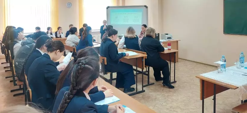 День науки в Семее: лицеисты защитили свои исследовательские работы