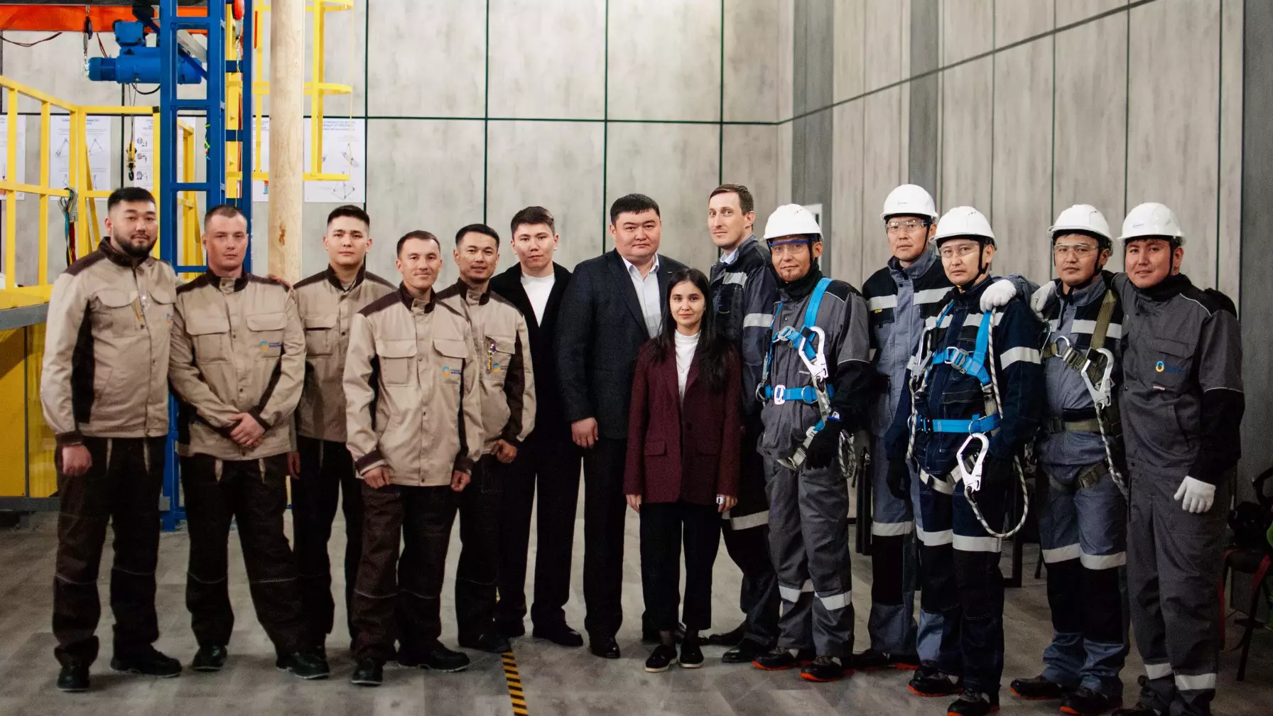 «Қазақмыс» кеншілері Теміртаудағы қауіпсіздік эстафетасына қатысты