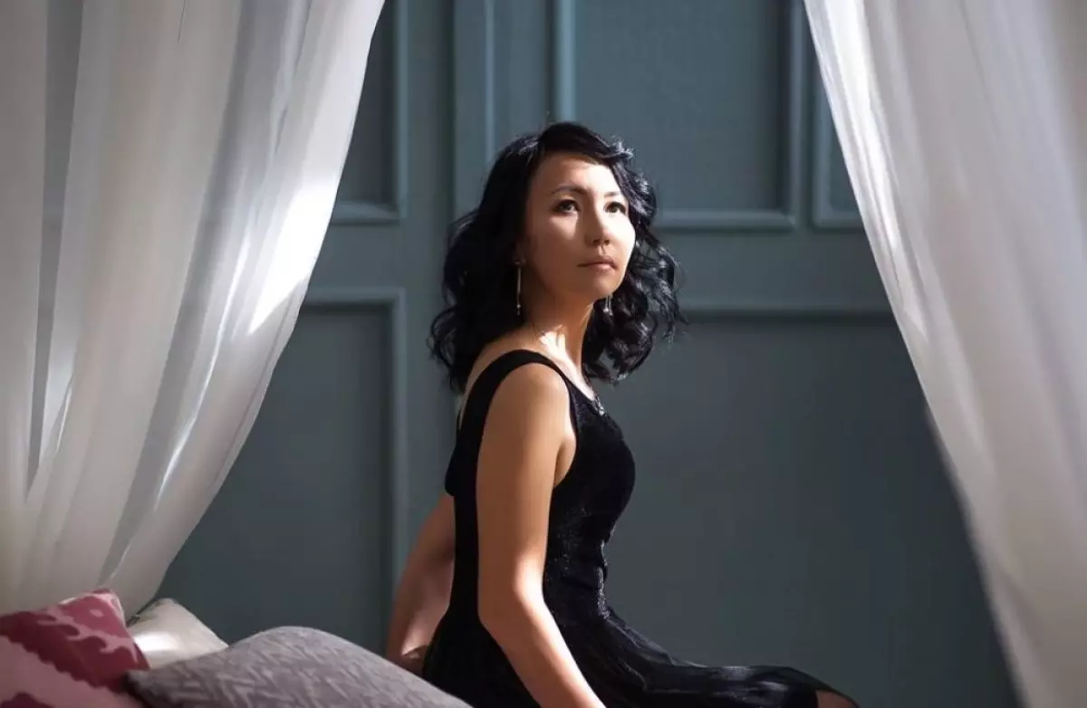 «Үнсіз отырмашы»: Танагөз Толқынқызының поэзия кеші өтеді