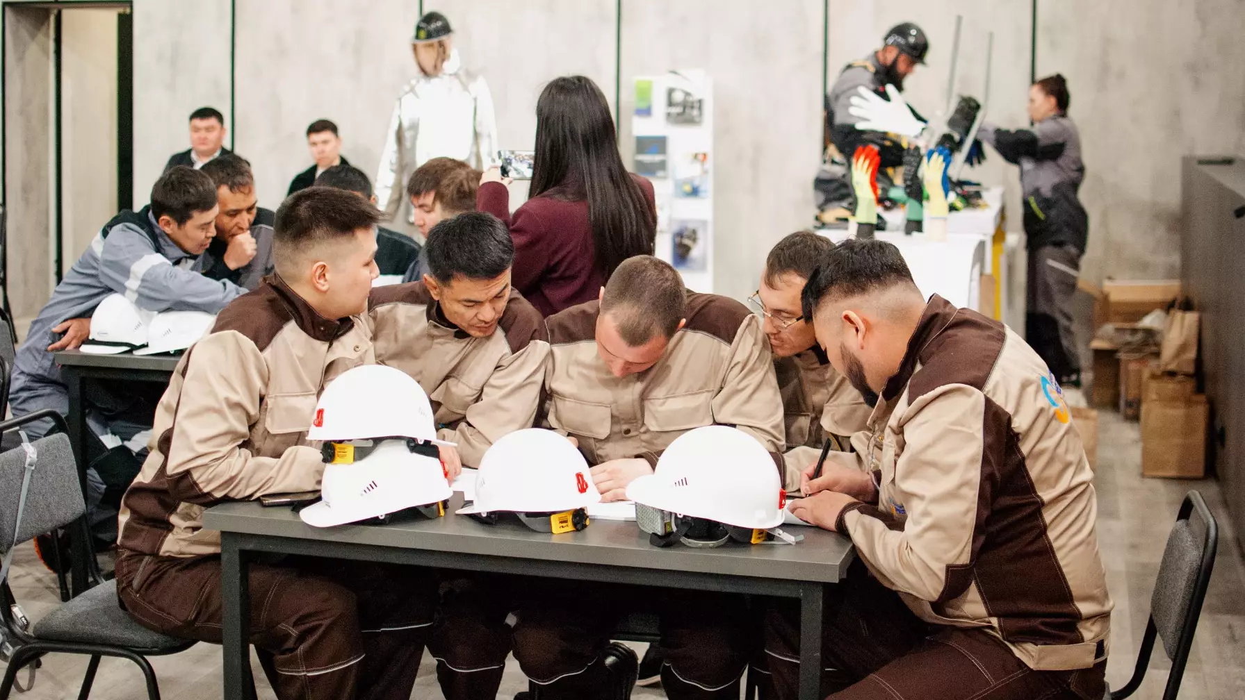 Өндірістегі қауіпсіздік мәдениеті: Qarmet пен Қазақмыс мамандары бас қосты