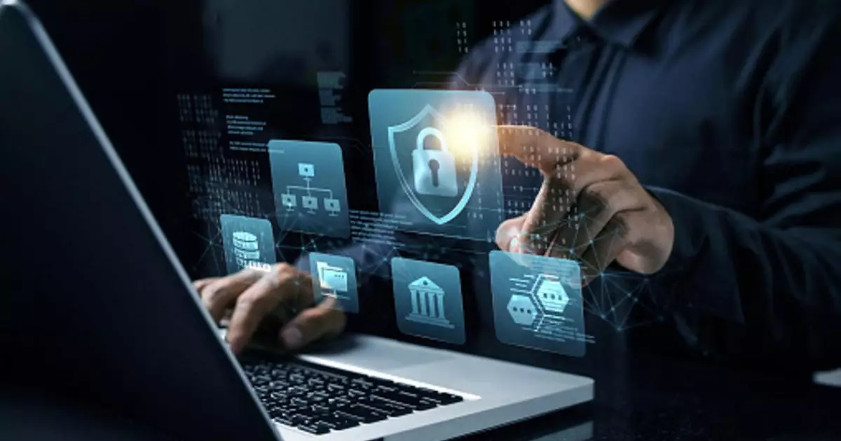   Мұғалімдерге киберқауіпсіздік негіздері үйретіледі   