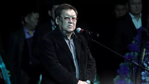 Тоқаев Қазақстан халық әртісінің отбасына көңіл айтты