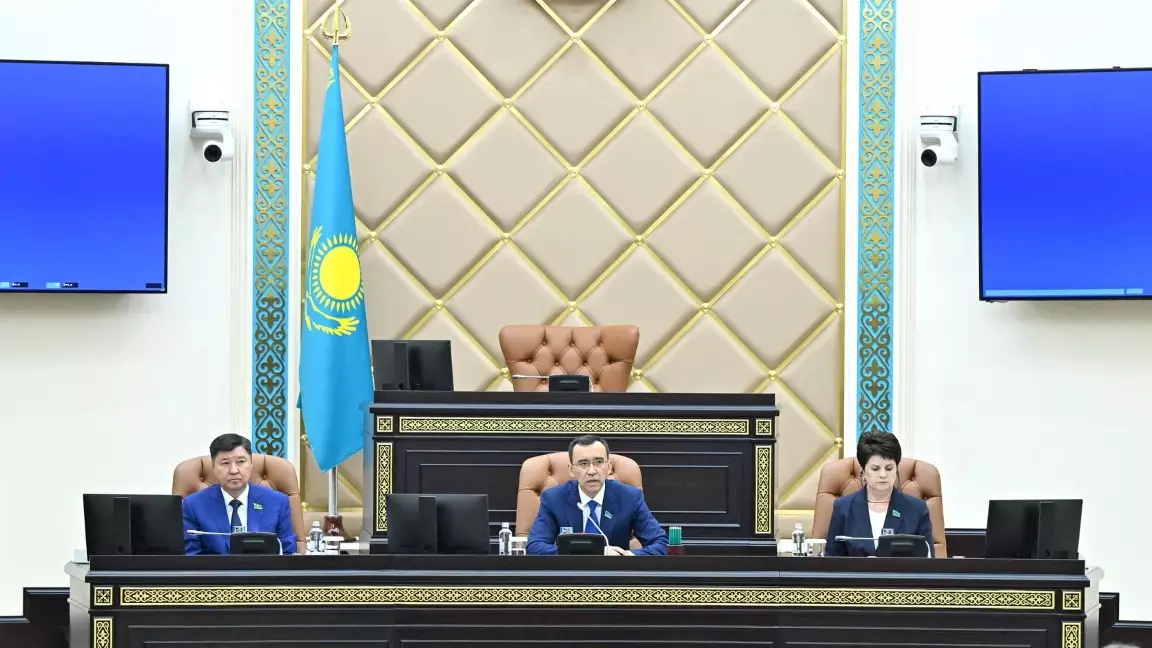 Әшімбаев төтенше жағдайда көліктерді алып тастау механизмін ұсынды