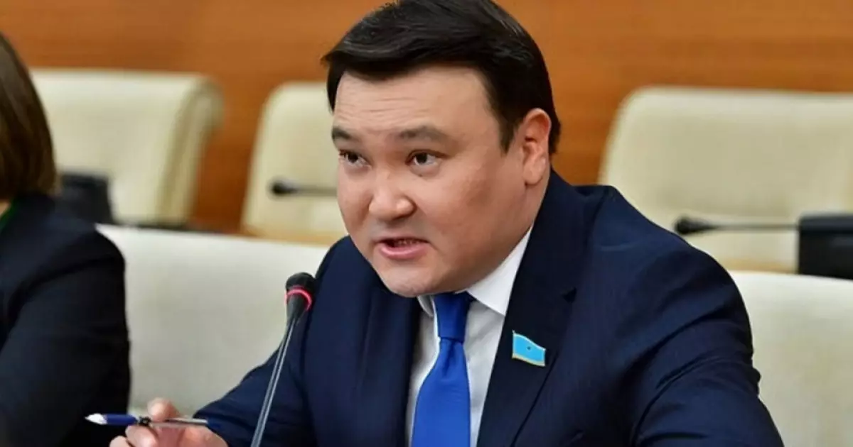  Депутат: Бұралқы иттер мәселесінде адам қауіпсіздігі – бәрінен жоғары 