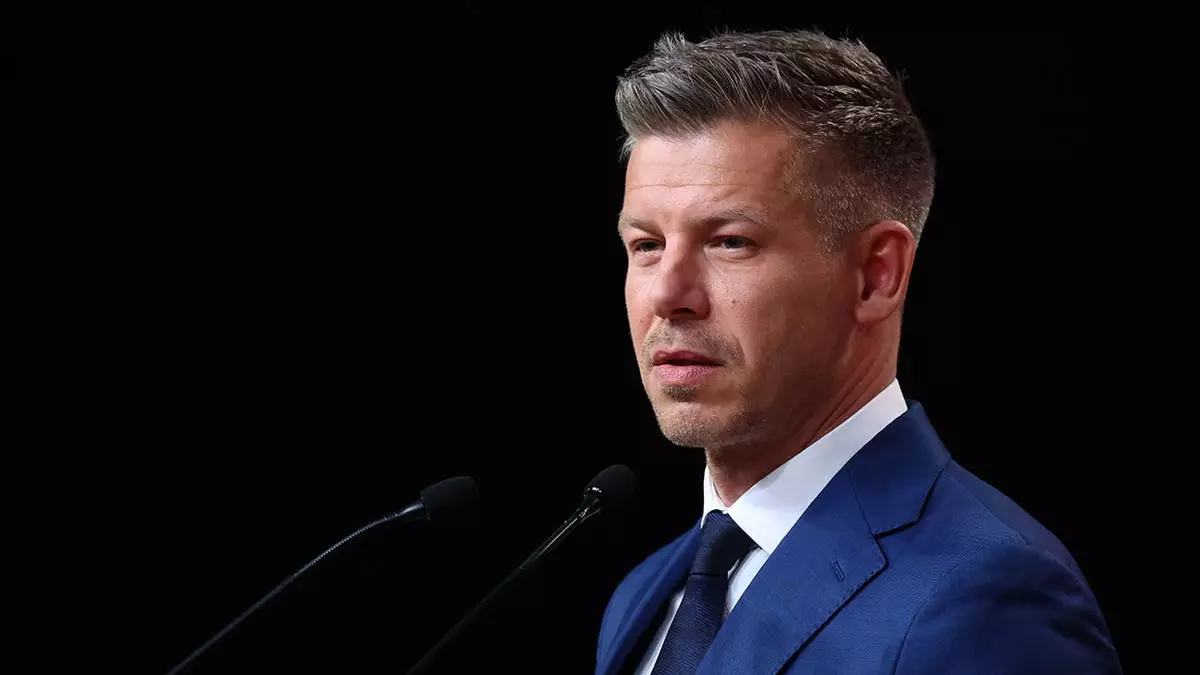 Новый лидер Венгрии когда-то боготворил Орбана, а теперь стал человеком, который его низверг.