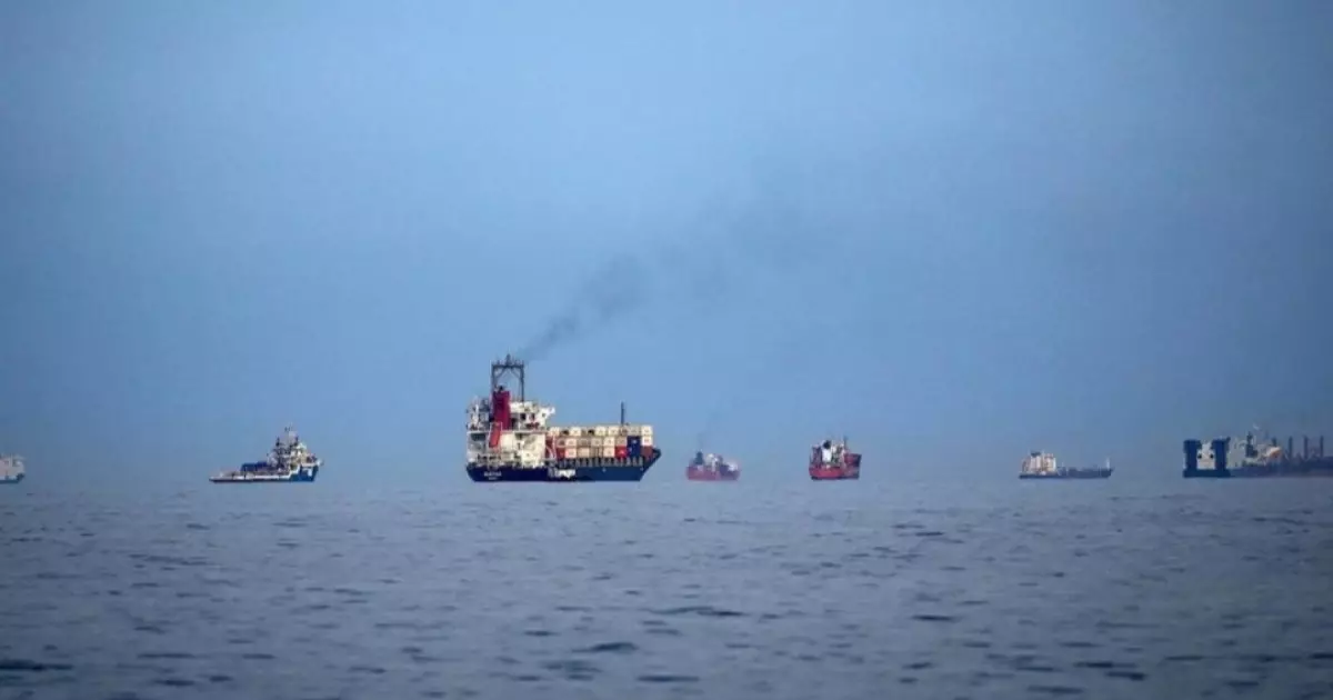  АҚШ әскери-теңіз күштері Ормуз бұғазында мина іздеуді бастады 