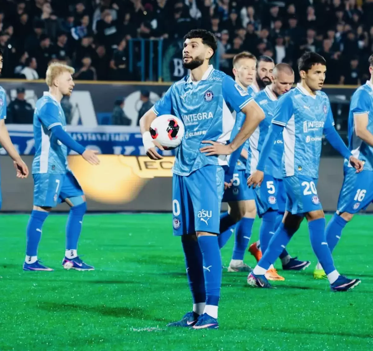 Эльхан Астанов “Астанаға” қарсы ойында неге алаңға шықпады?