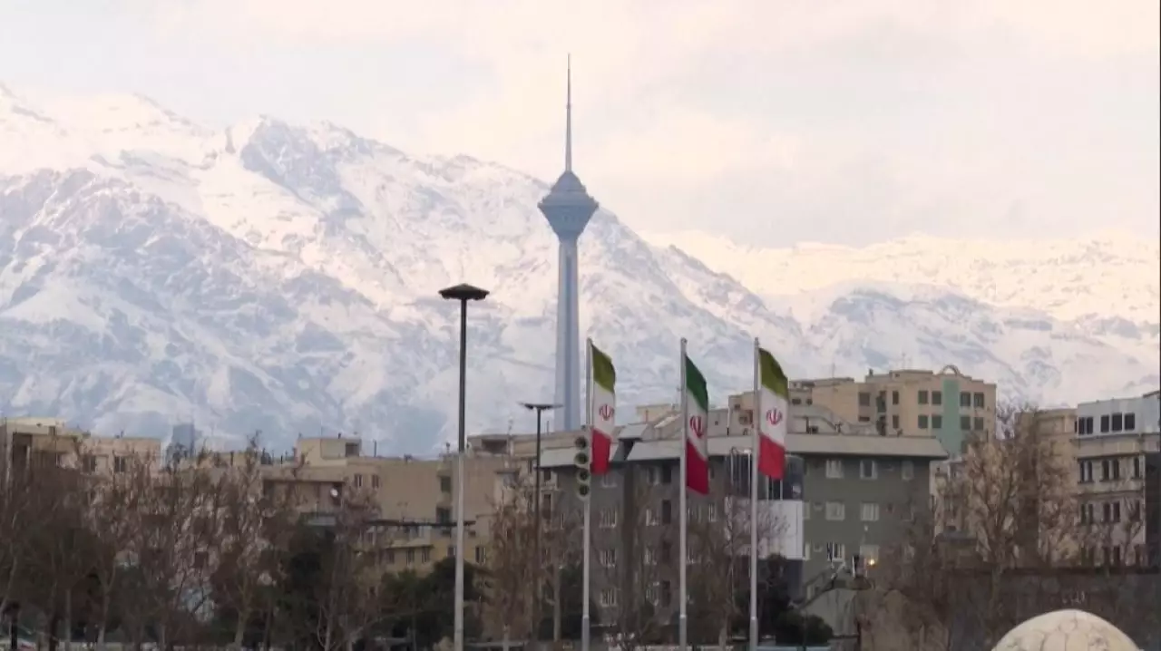 Иранның оқу орындары онлайнға ауысады