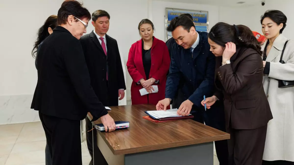 В Казахстане создается еще одна партия