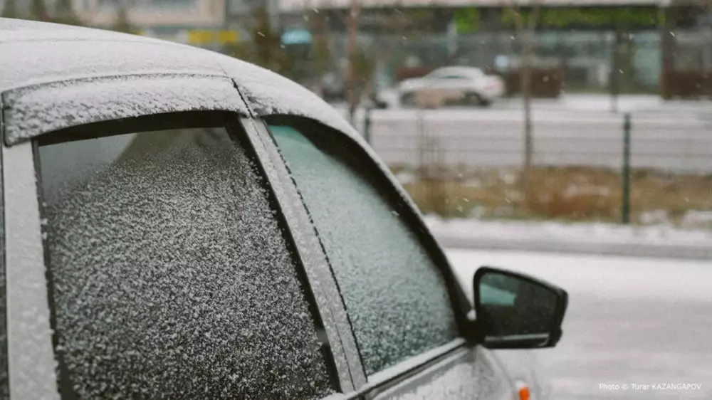 Снег, град, шквал: синоптики предупредили казахстанцев об ухудшении погоды