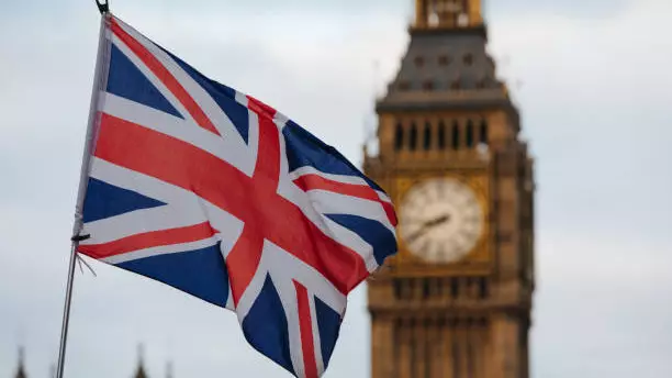 Дело Эпштейна: замглаву МИД Великобритании отстранили от должности