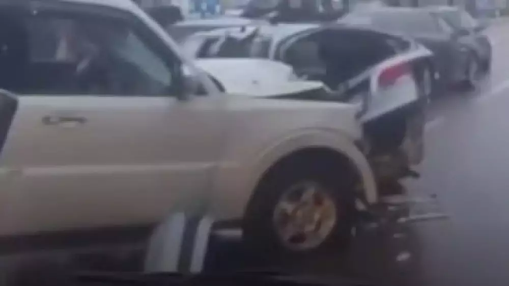 Алматыдағы Құлжа тасжолында ірі жол апаты болды