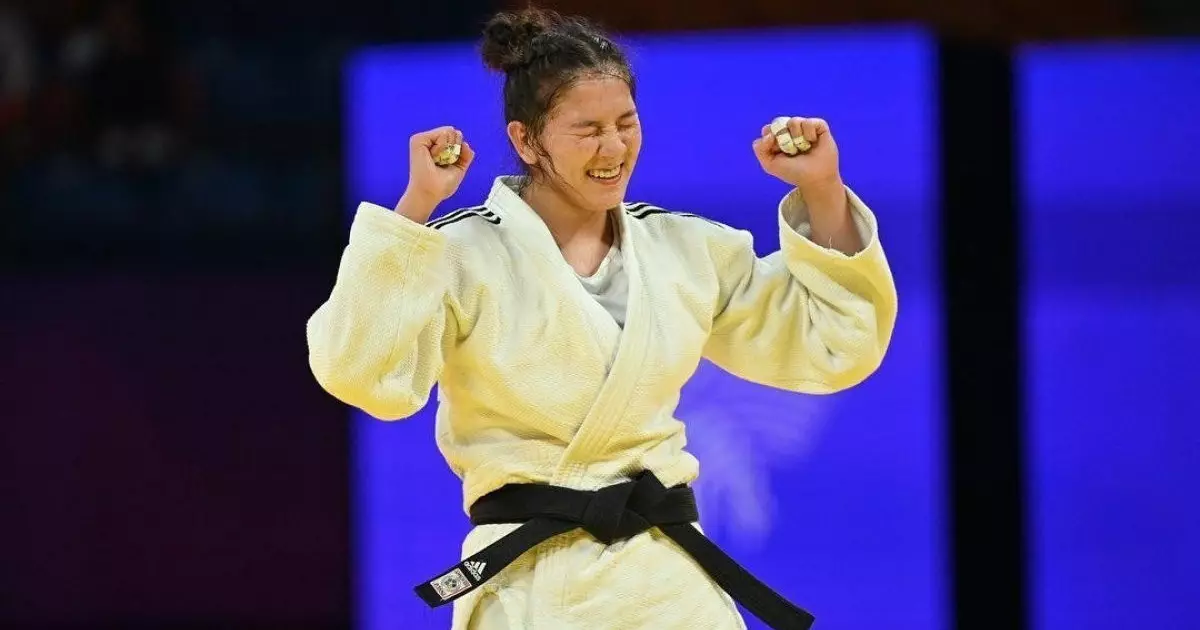  Дзюдошылар Эсмигүл Куюлова мен Әділет Алмат Азия чемпионатының жартылай финалына шықты 