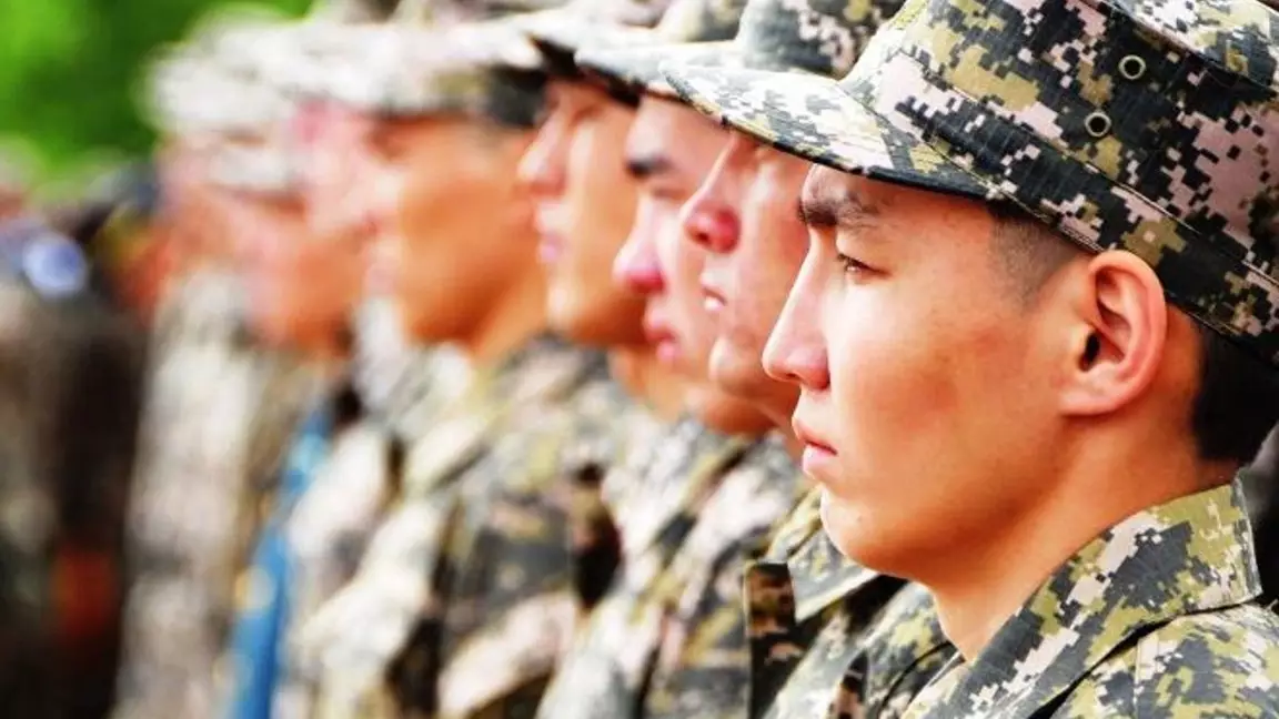 Қазақстан әскерінде телефон қолдануға рұқсат берді