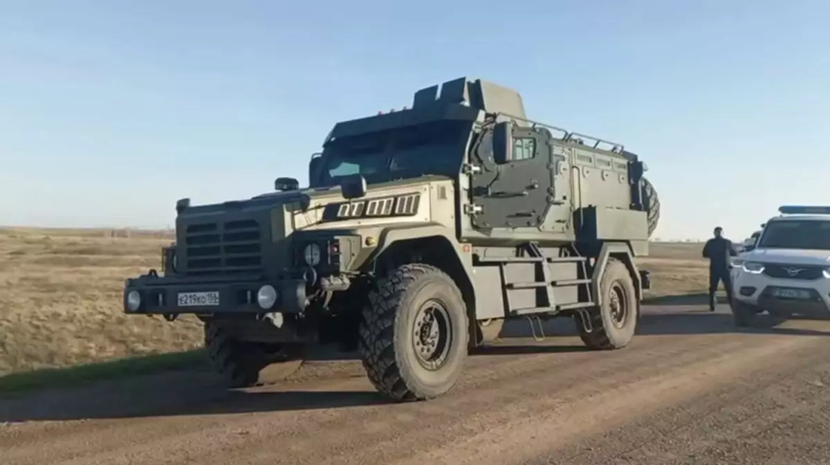 В 30 км от границы с Казахстаном ищут подозреваемого в убийстве полицейского