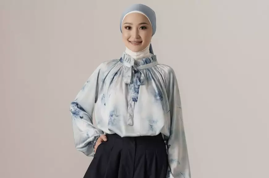 Танымал әнші Мөлдір Әуелбекова партия қатарына қабылданды