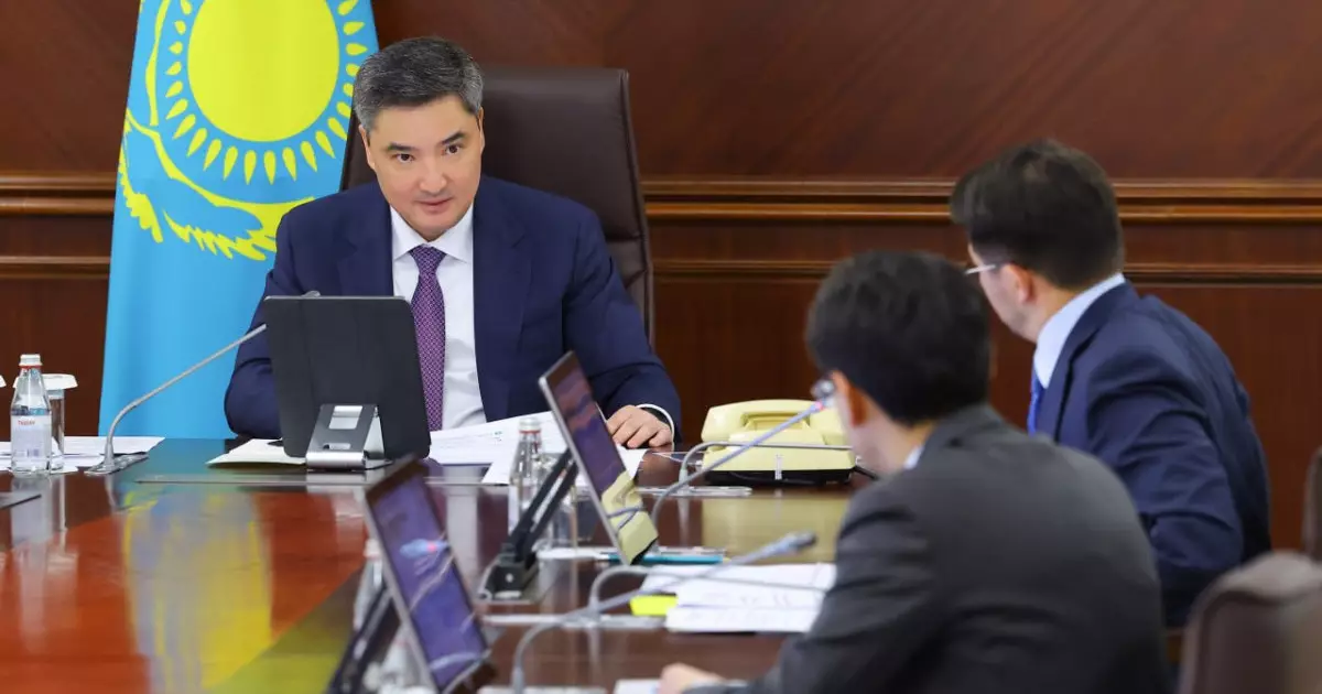  Олжас Бектенов «Деректерді өңдеу орталықтары алқабы» жобасы бойынша кеңес өткізді 