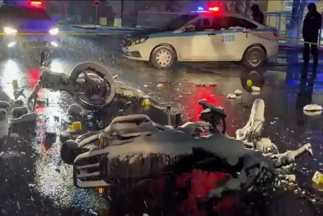 Қарағандыда екі мотоцикл жол апатына ұшырап, екі адам қайтыс болды