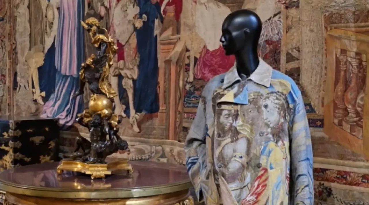 Франция возвращает историю